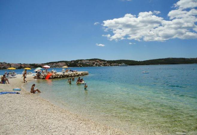 Sunny Side Lägenhet Trogir Exteriör bild