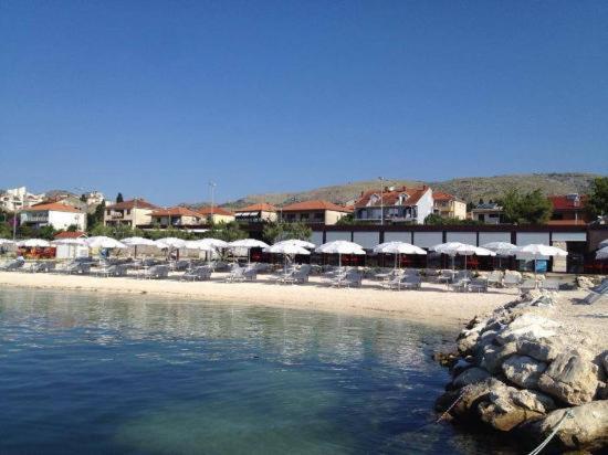 Sunny Side Lägenhet Trogir Exteriör bild